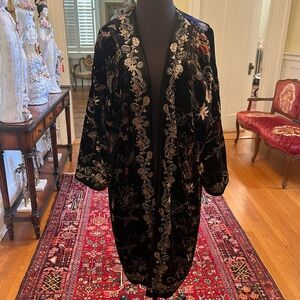 Chico’s Elegant Velvet Kimono-S/M